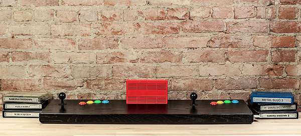 Analogue NEO é um Neo Geo com gabinete em madeira